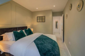 4 Bedroom House by Primal Estates Short Lets in Brighton